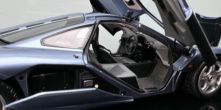 McLaren F1 XP5 Diecast Model – 1:18 Scale Interactive Collectible by LCD ice blue
