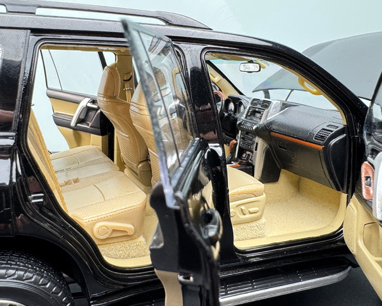 Toyota Prado 1:18 Die-Cast Alloy Model with Full Opening Panels