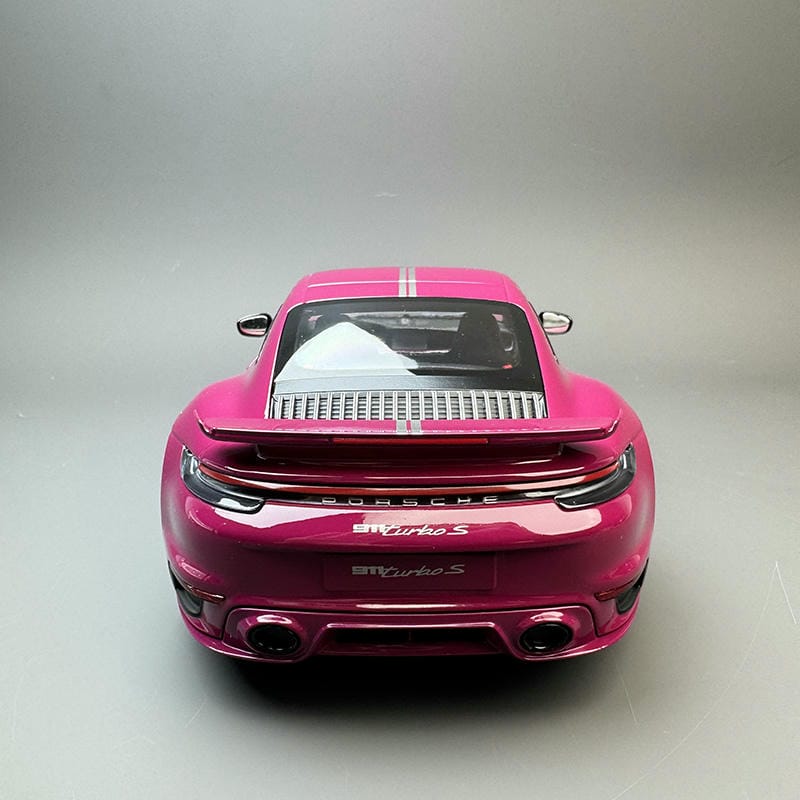 Minichamps 1:18 Porsche Turbo S