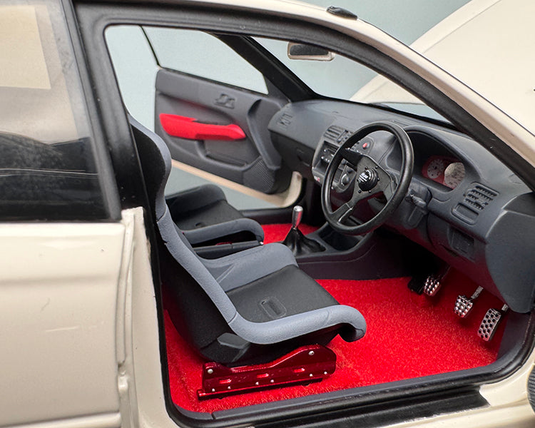 MOTORHELIX Honda Civic Type R (EK9) Diecast Model – 1:18 Limited Edition Collectible