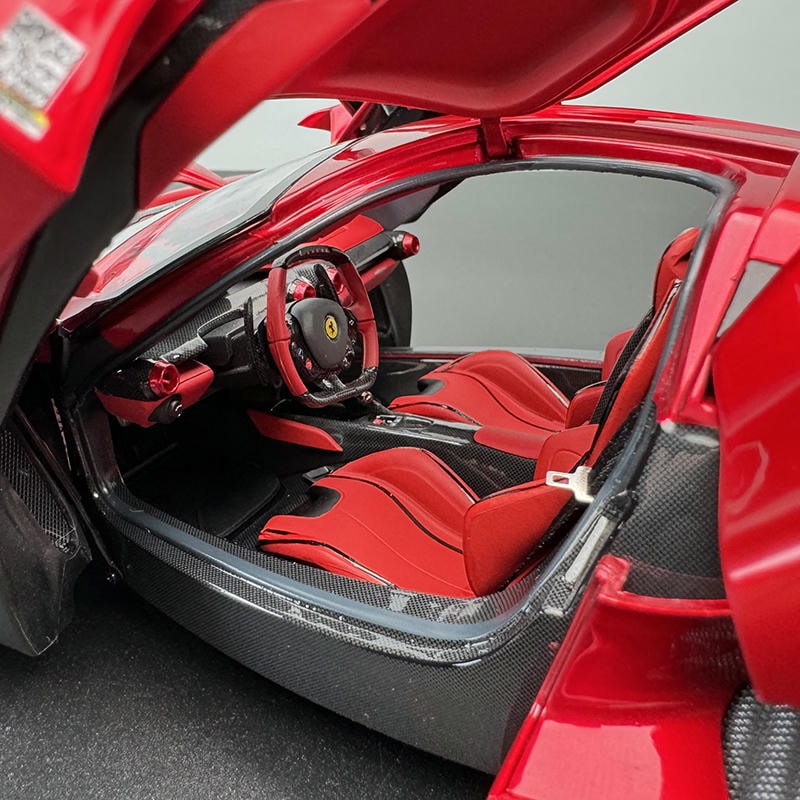 BBR 1:18 Ferrari LaFerrari Lewis Hamilton Edition – Red Metallic Diecast Collectible