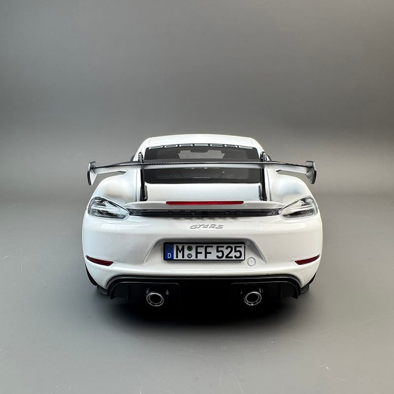 Norev Porsche 911 GT4 RS 1:18 Diecast Model Car