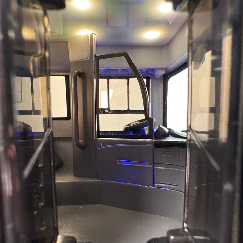 Original Yutong Bus Model U12 – 1:42 Diecast Collectible (Black & Silver)