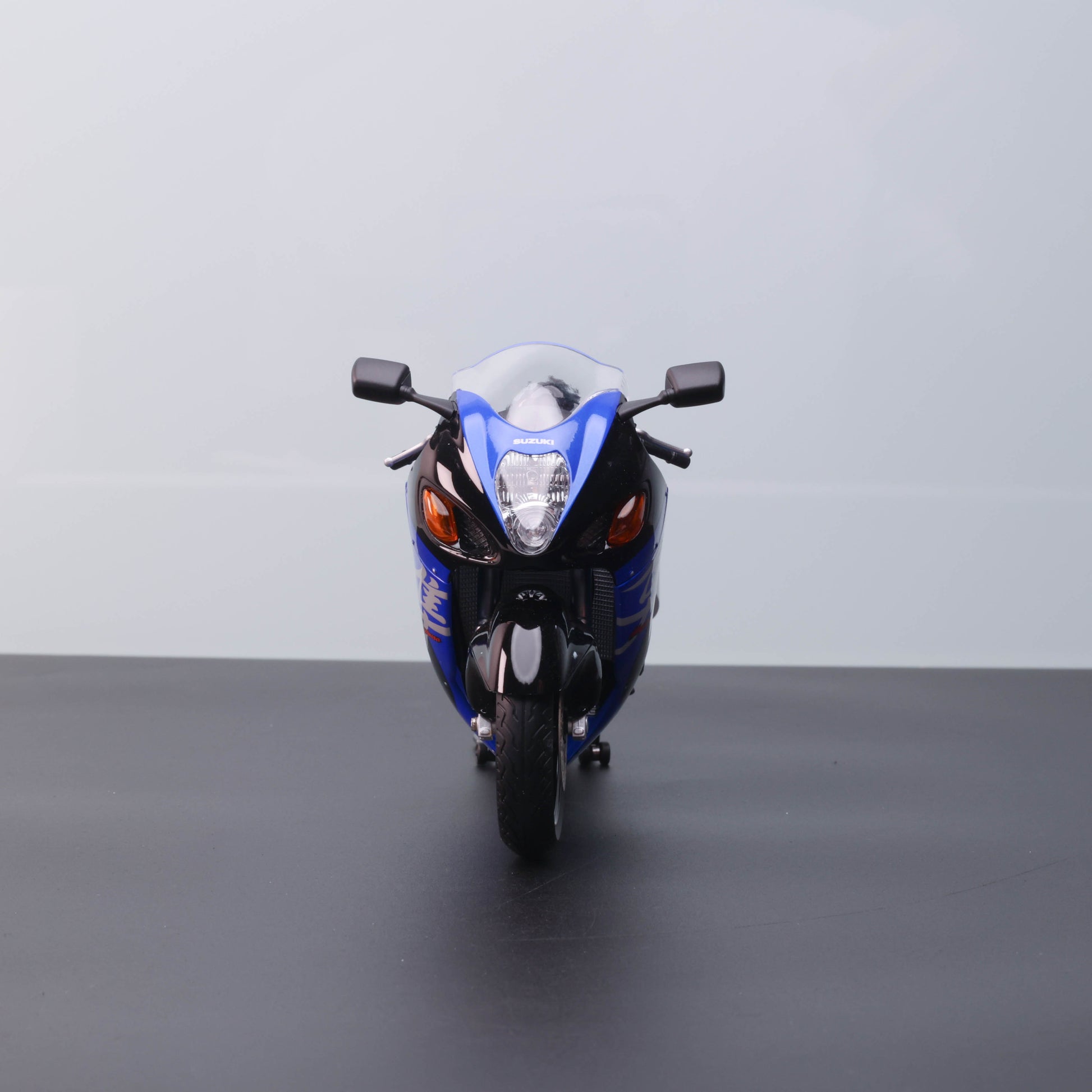 LCD Models 1:12 Suzuki GSX-1300R Hayabusa – Alloy Motorcycle Model (Authorized by Suzuki)