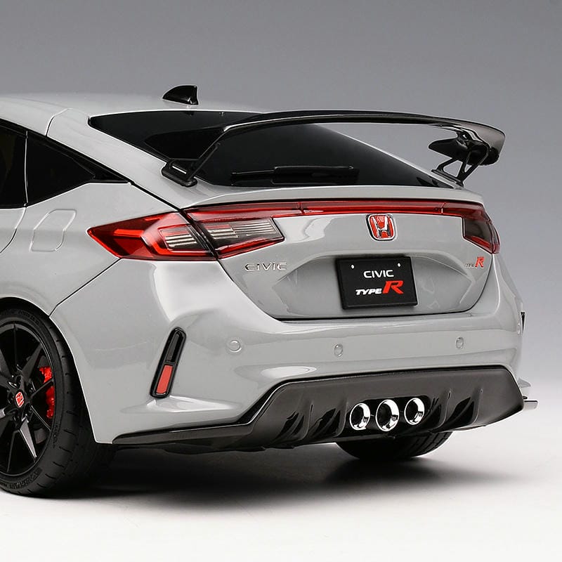 MOTOREELIX 1:18 Mitsubishi Lancer Evolution IV (Pre-sale)