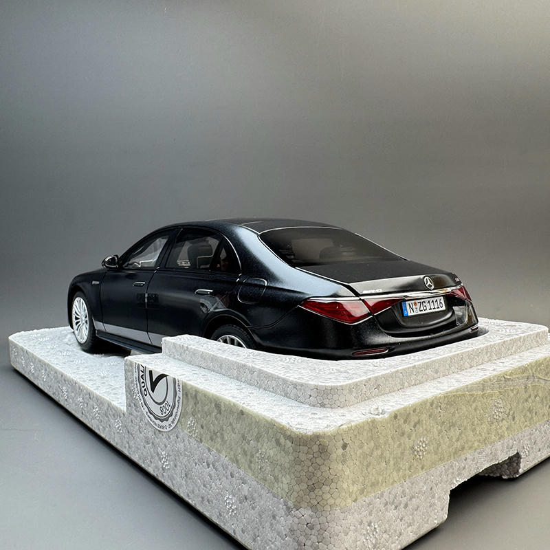 NZG 1:18 Mercedes-Benz AMG S 63 Diecast Model