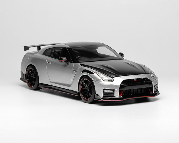 MH Nissan GT-R NISMO R35 Special Edition 1:18 Alloy Diecast Model Car