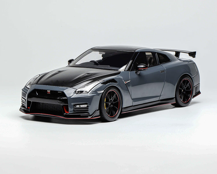 MH Nissan GT-R NISMO R35 Special Edition 1:18 Alloy Diecast Model Car