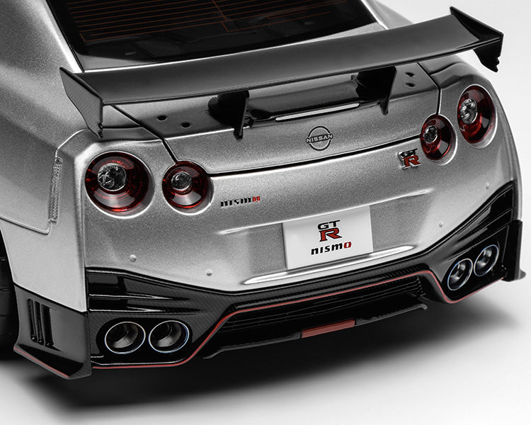 MH Nissan GT-R NISMO R35 Special Edition 1:18 Alloy Diecast Model Car