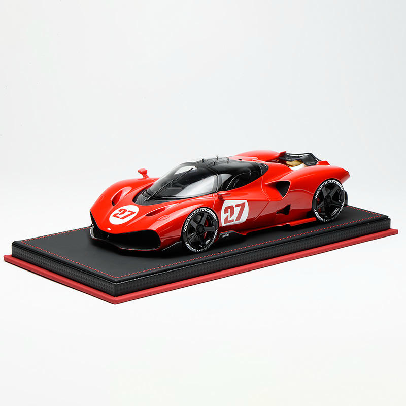MOTORHELIX 1:18 Nilu27 Resin Model Car