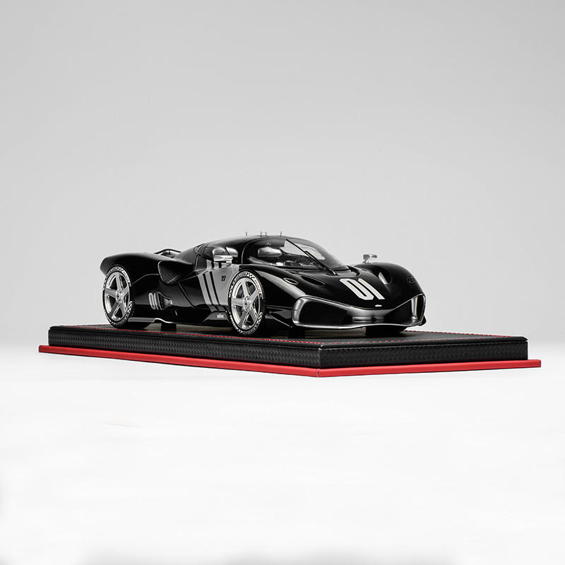 MOTORHELIX 1:18 Nilu27 Resin Model Car
