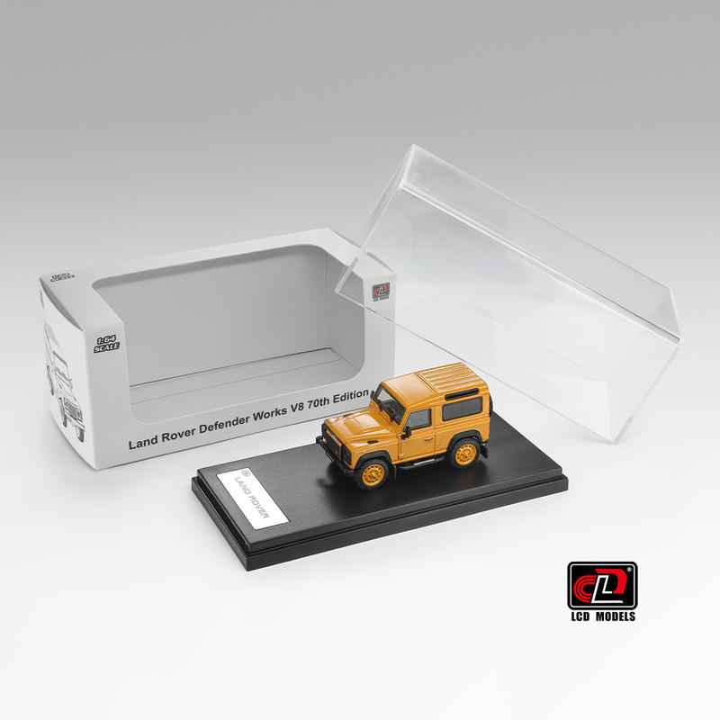 LCD 1:64 Land Rover Defender 90 V8 Diecast Model