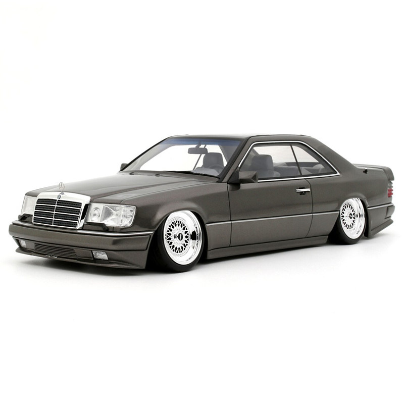 OTTO 1:18 Mercedes-Benz 300CE C124 AMG Stance Resin Model