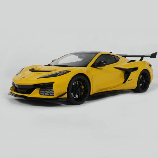 GT Spirit Chevrolet Corvette C8 ZR1 1:18 Resin Model Car