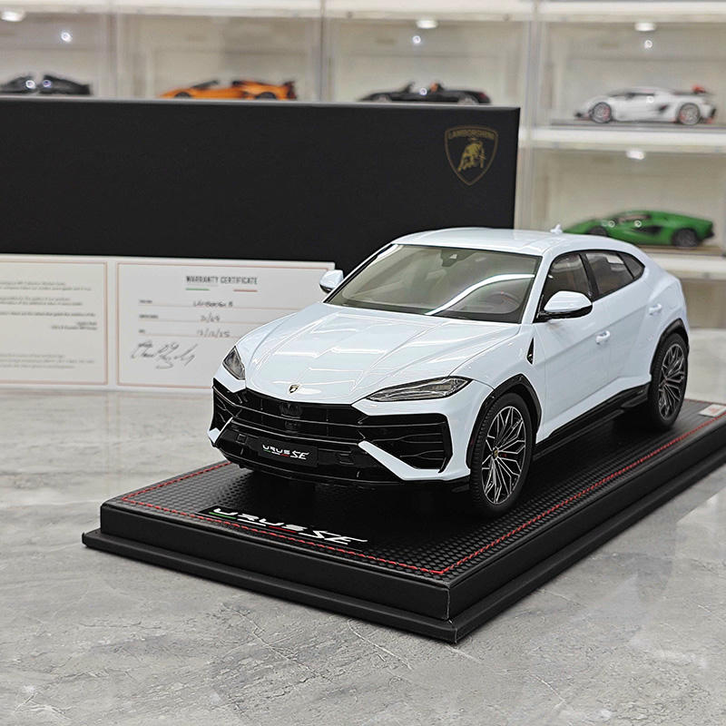 MR Collection 1:18 Lamborghini Urus SE Resin Model – YX car model