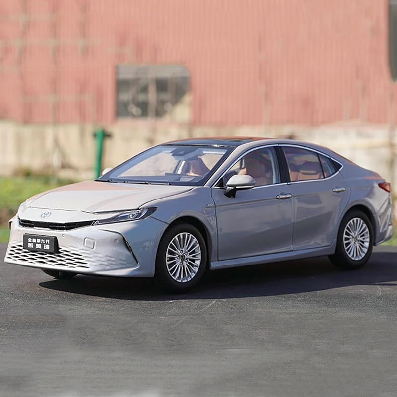 TOYOTA CAMRY 2024 9th Generation 1:18 Alloy Car Model