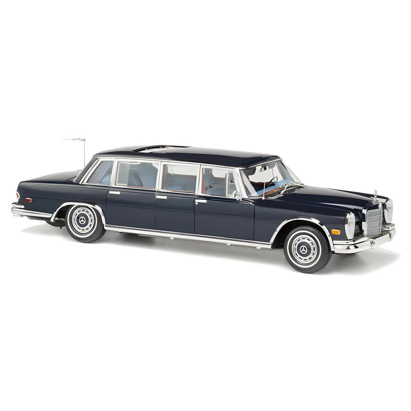 CMC 1/18 Mercedes-Benz Pullman W100 Diecast Car