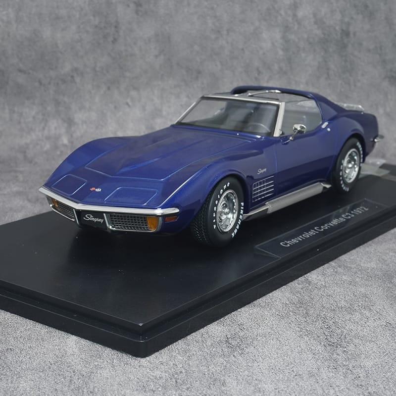 KK Scale Corvette C3 1972 Convertible 1:18 Diecast Model Car