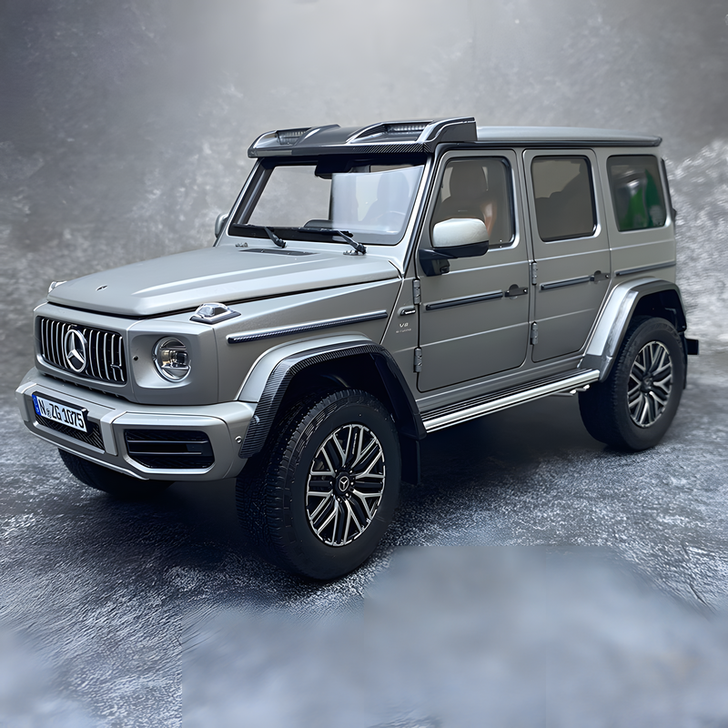 KengFai 1:18 Mercedes-Benz AMG G63 4x4 – Limited Edition Alloy Model