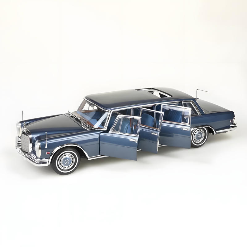 CMC 1/18 Mercedes-Benz Pullman W100 Diecast Car