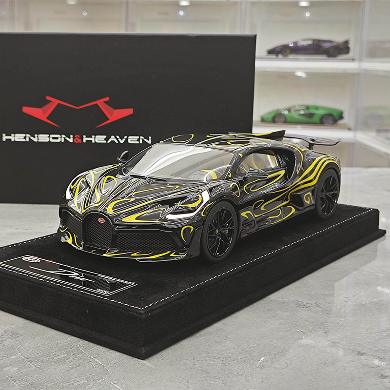 HH Model 1:18 Bugatti Divo Limited Edition Resin Model