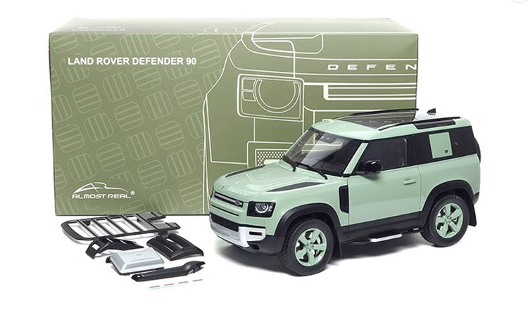 Fast echter Defender 90 2023 110th Anniversary Edition 1:18 Automodell