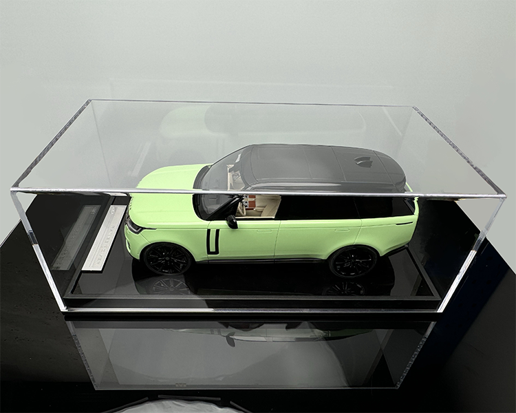 MOTORHELIX 1/18 Land Rover Range Rover Premium Genesis Extended Edition Resin Car Model Collection