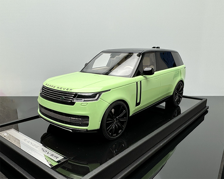 MOTORHELIX 1/18 Land Rover Range Rover Premium Genesis Extended Edition Resin Car Model Collection
