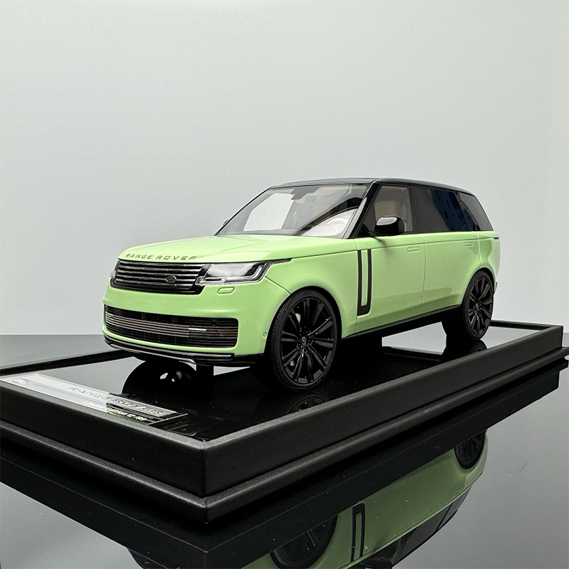 MOTORHELIX 1/18 Land Rover Range Rover Premium Genesis Extended Edition Resin Car Model Collection