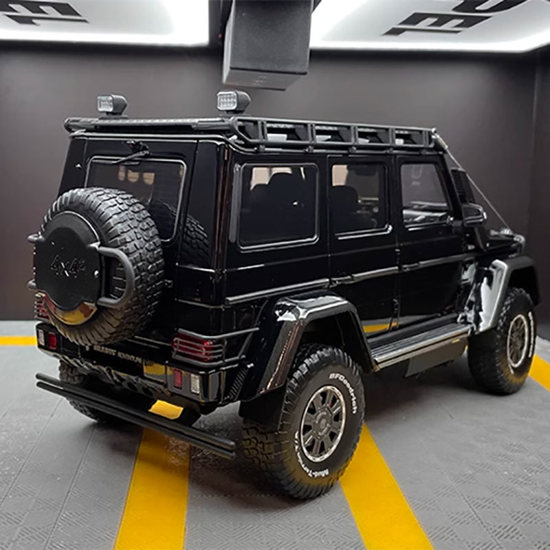 AlmostReal Benz Babos G500 4 * 4 550 Adventure Edition 1:18 Alloy Simulation Car Model(860303)
