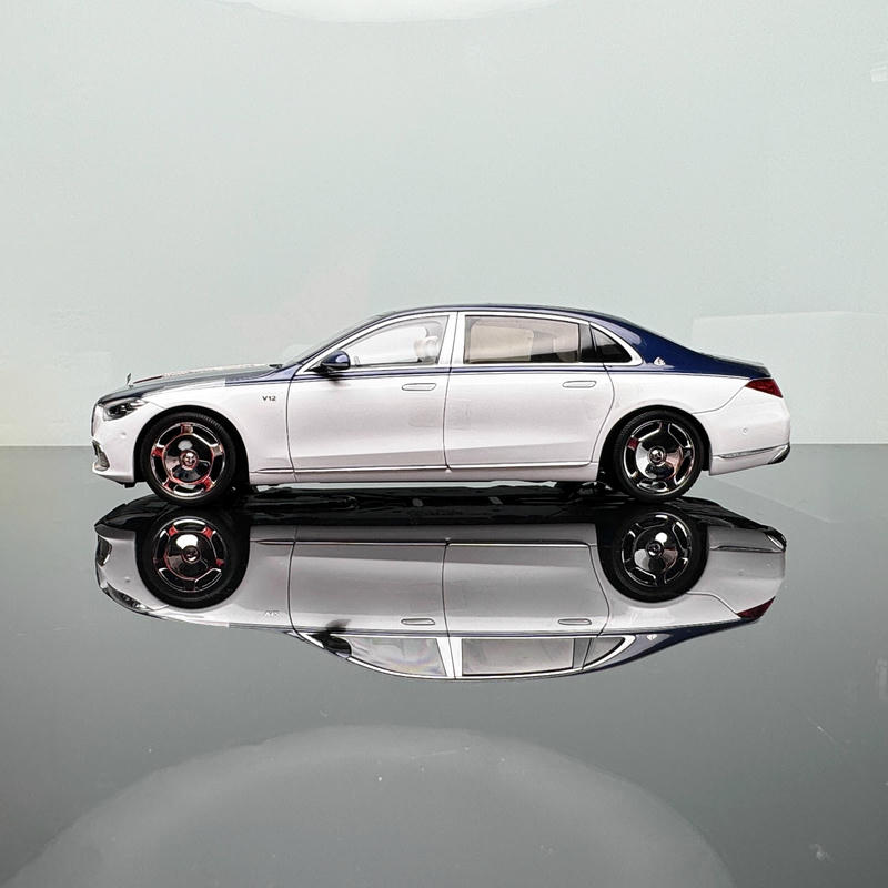 Almost Real 1:18 Mercedes-Maybach S-Class 2021 Diecast – Blue & White