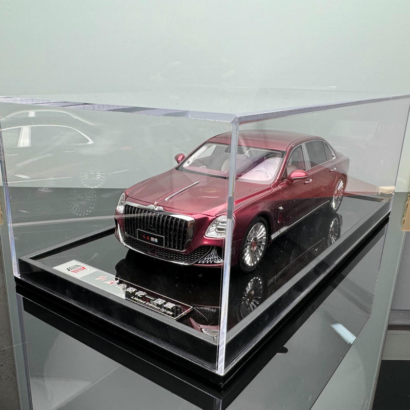Hongqi Guoya 1:18 Resin Model Car – Red Hardcover Limited Edition (1 of 399)