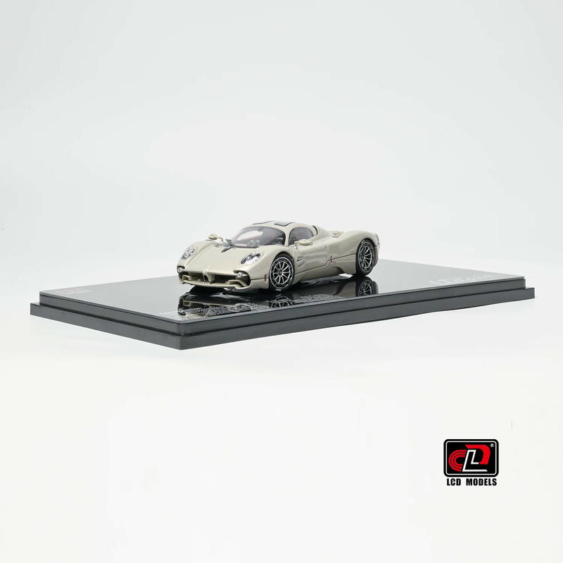 LCD Pagani Utopia 1:43 Diecast Model Car