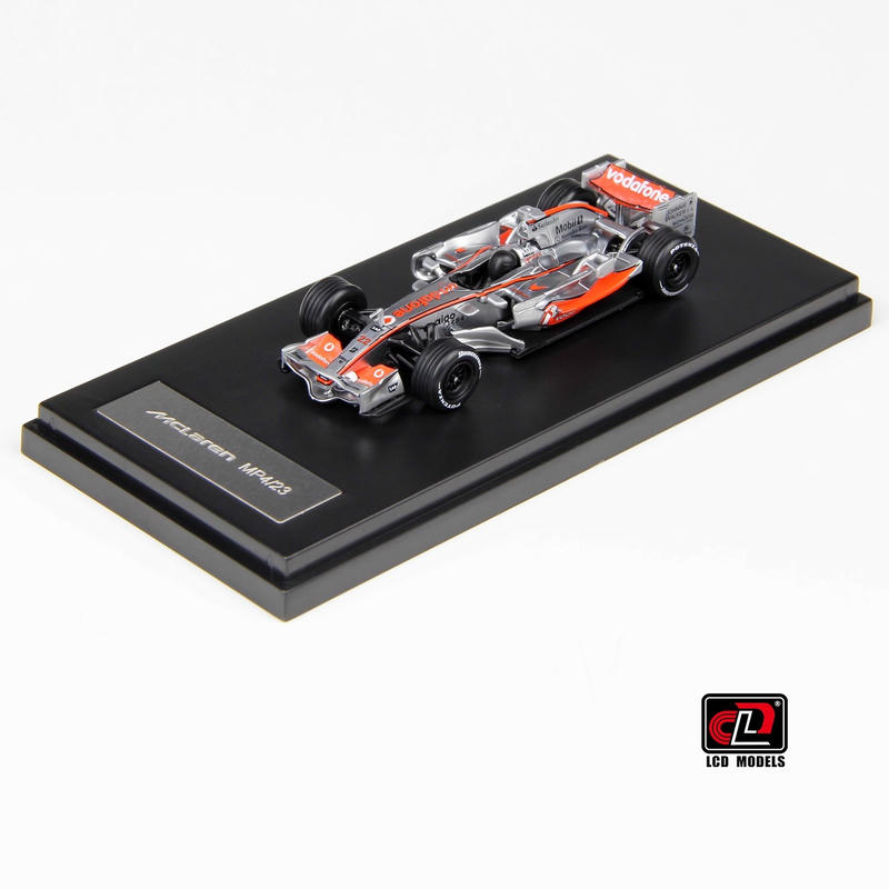 LCD 1:64 McLaren MP4-23 Diecast Car – Silver – YX car model