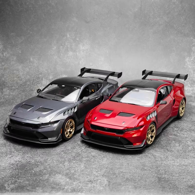 Maisto 1:18 Ford Mustang GTD Diecast Car
