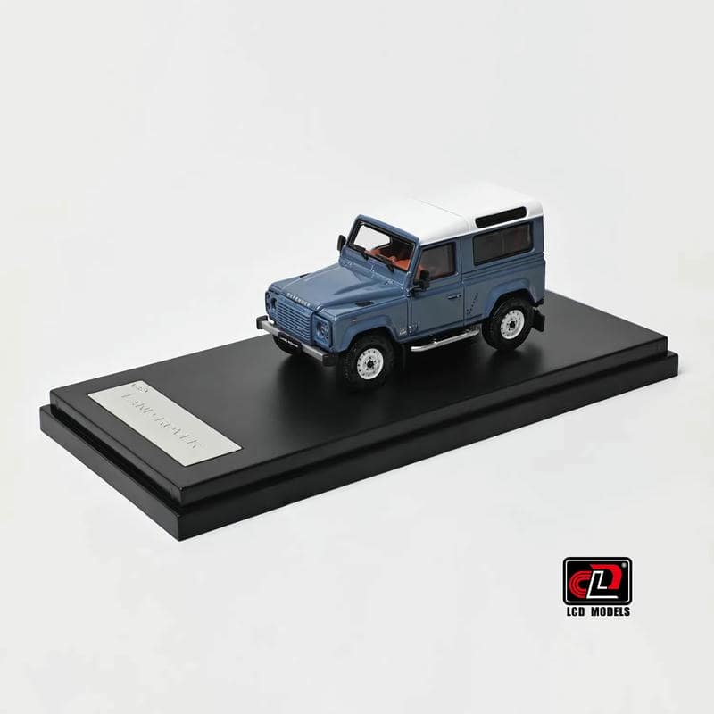LCD 1:64 Land Rover Defender 90 V8 Diecast Model