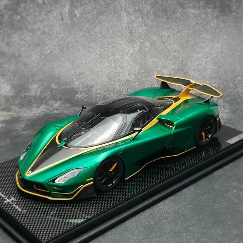 Frontiart FA 1:18 SSC Tuatara Striker “Big Lizard” Resin Model Car – Sealed Collector