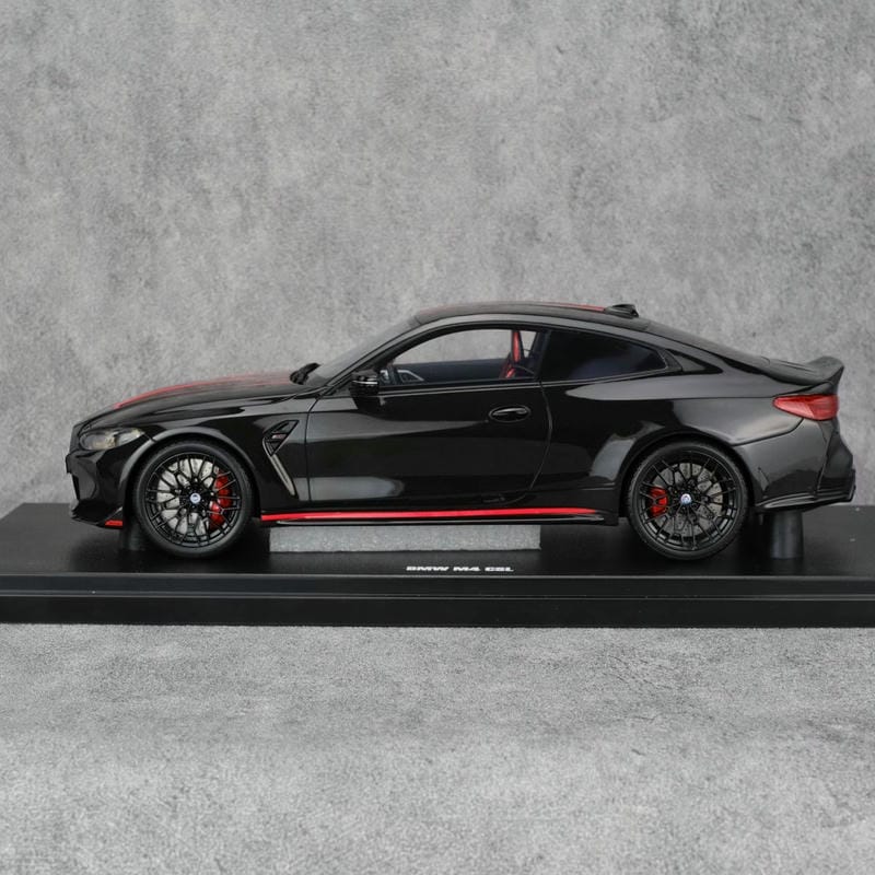 GT SPIRIT 1:18 BMW M4 CSL (G82) 2022 resin car model GT904