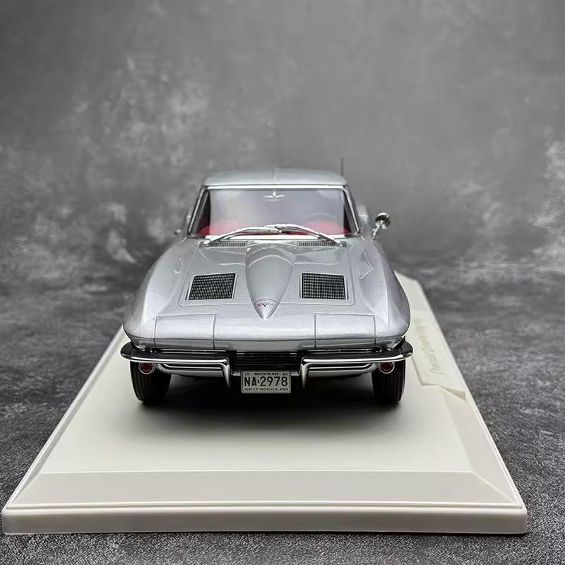 Norev 1:18 Corvette Sting Ray 1963 Diecast Model Car