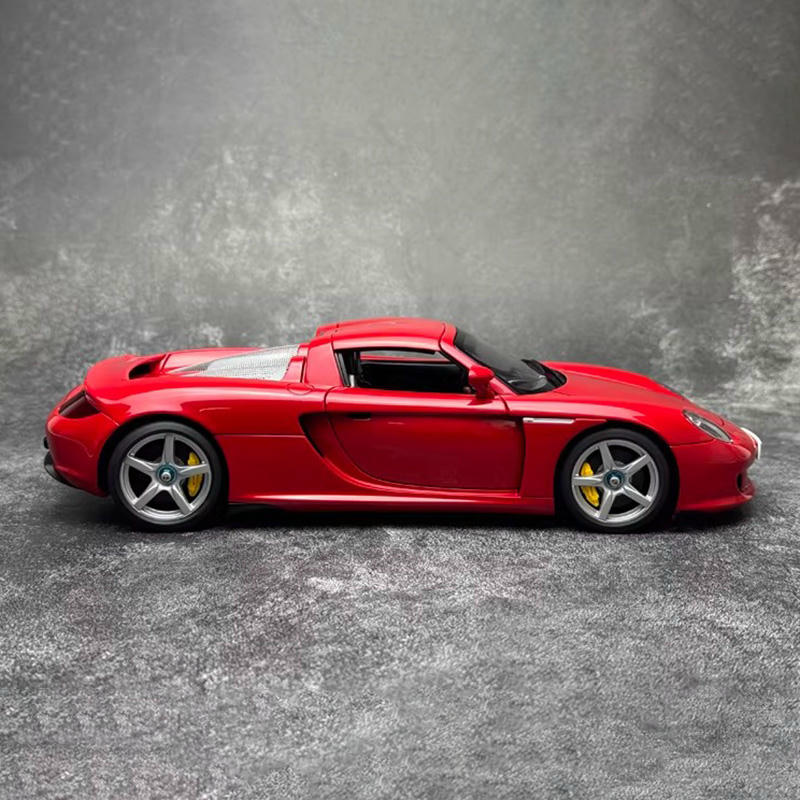 AUTOart 1:18 Porsche Carrera GT Diecast Model – Red – YX car model