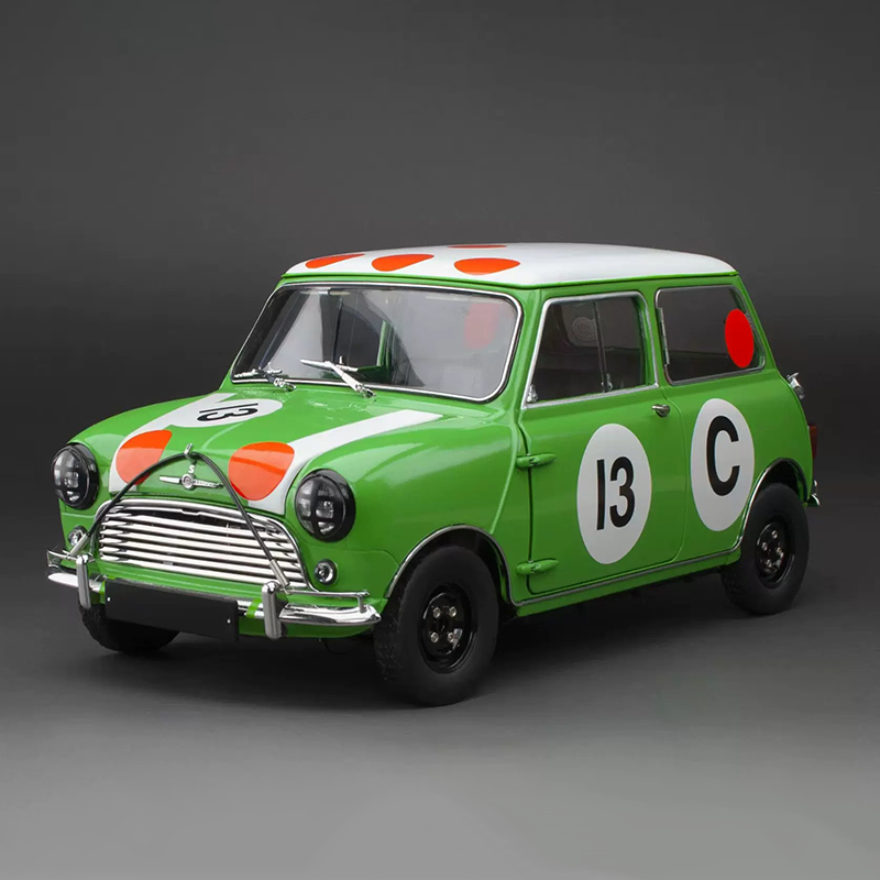 Sun Star 1:12 Mini Cooper S #13 1966 Champion Diecast Model