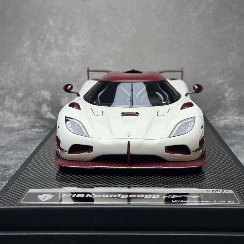 VMB 1:18 Koenigsegg Agera RS Resin Model – White / Red