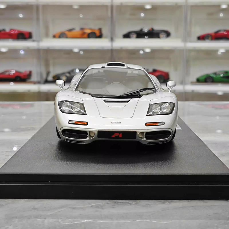 GT Spirit 1:18 McLaren F1 Resin Model — CLDC045