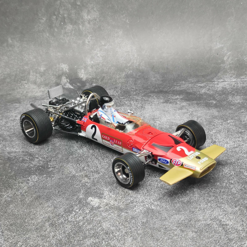 SunStar 1:18 Lotus Formula One Collection Diecast Model Car