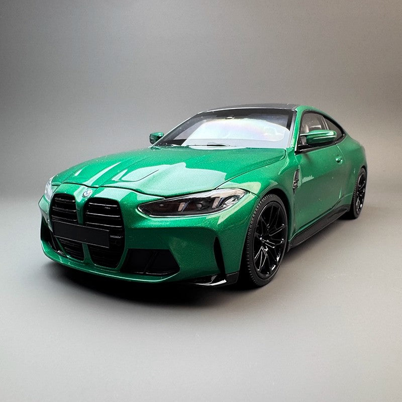 Minichamps 1:18 BMW M4 2024 Diecast Car