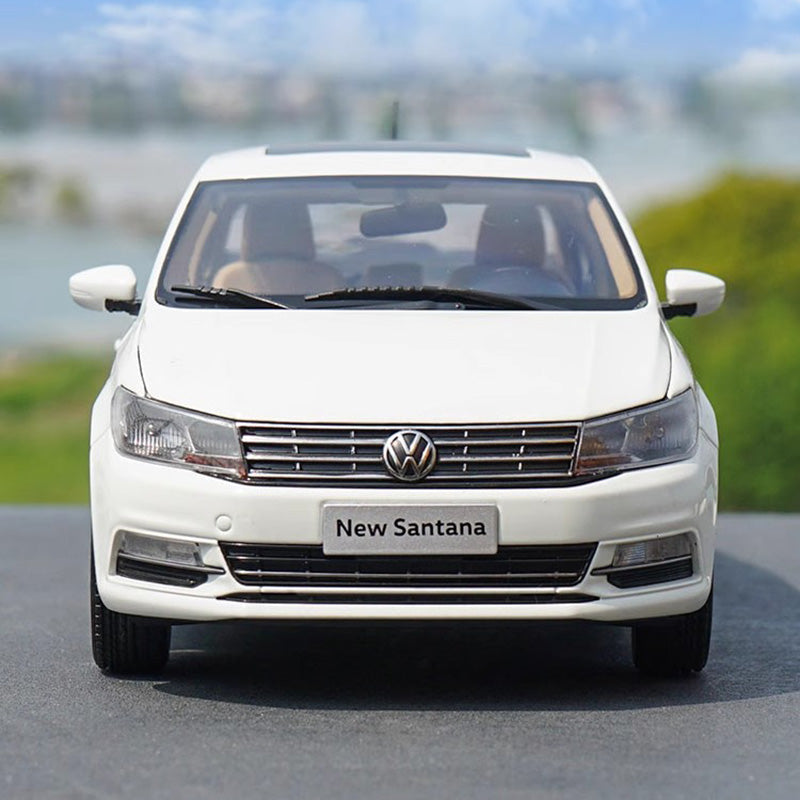 Original 1:18 Volkswagen Santana Diecast Car