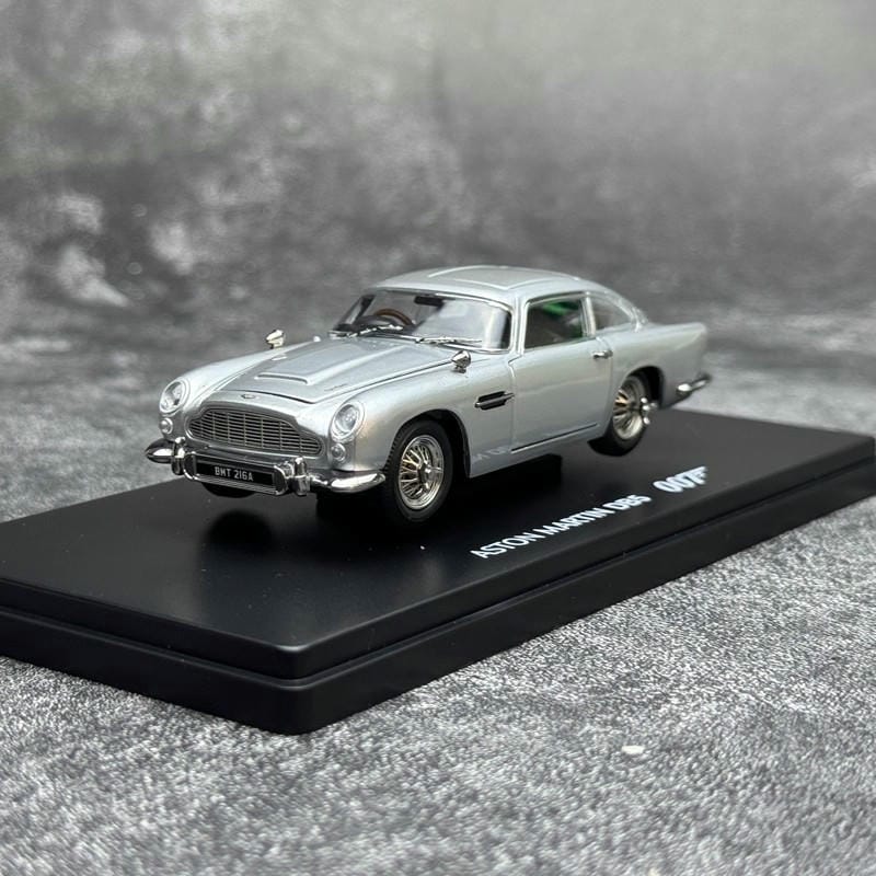 Xiaoguang 1:43 Aston Martin DB5 – 007 Functional Edition