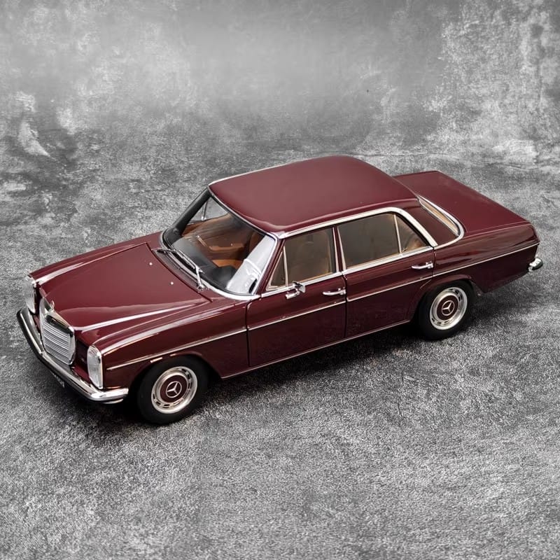 Norev 1:18 Mercedes-Benz 200 W115 1968 Diecast Model Car