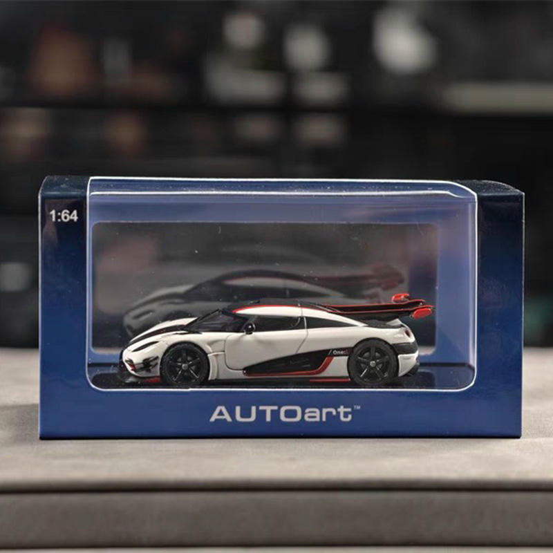 AUTOart 1:64 Koenigsegg One:1 Resin Model