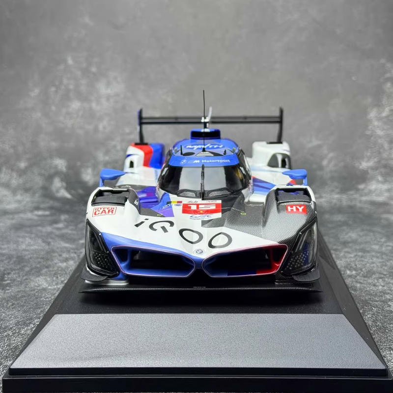 MINICHAMPS 1:18 BMW M HYBRID V8 LMDh Race Car Model
